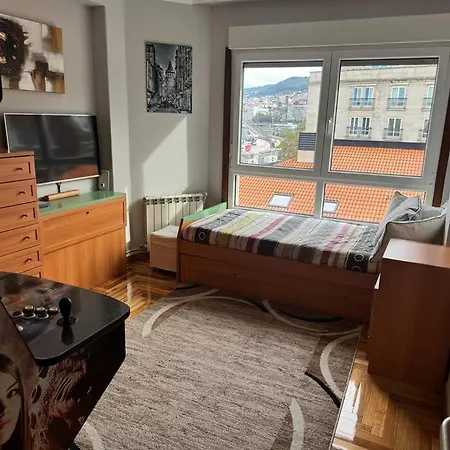 Piso Completo En Centro De * Vigo